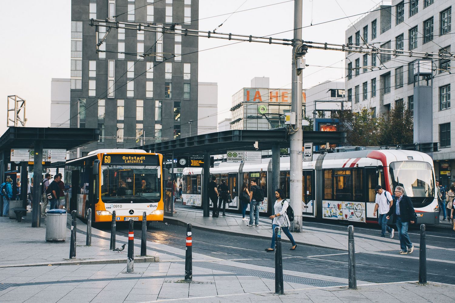 RheinNeckarVerkehrGmbH (rnv) iris intelligent sensing